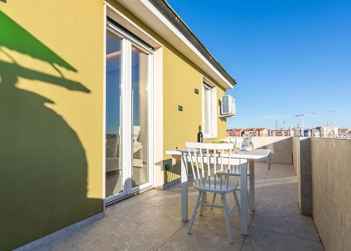 Daire Albert's • Sunset Con Ampio Terrazzo *